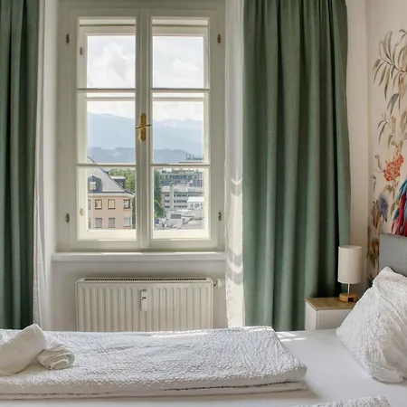 Mydistrict Hidden Gems - Innrain 02 * Ίνσμπρουκ