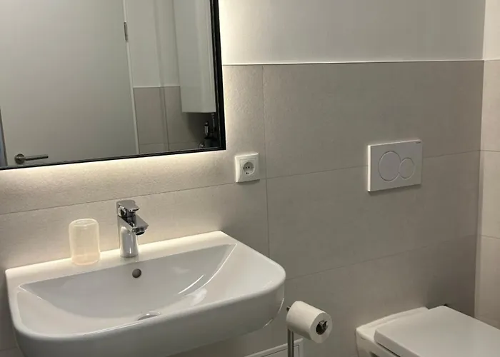 Mydistrict Hidden Gems - Innrain 02 Апартаменти Інсбрук